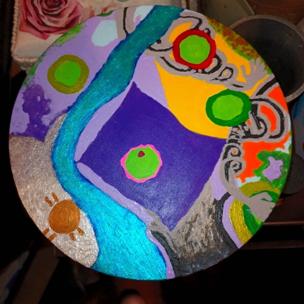 Meet your Posher, Crystal